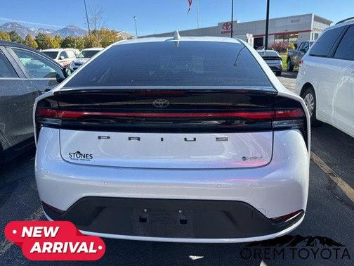 2024 Toyota Prius LE