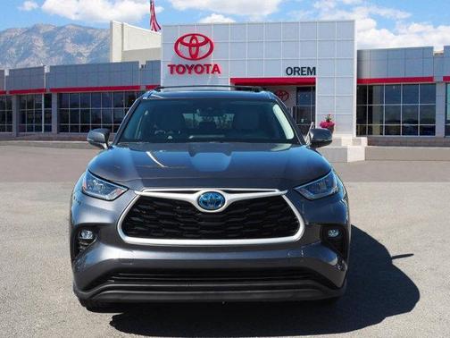 2020 Toyota Highlander Hybrid XLE
