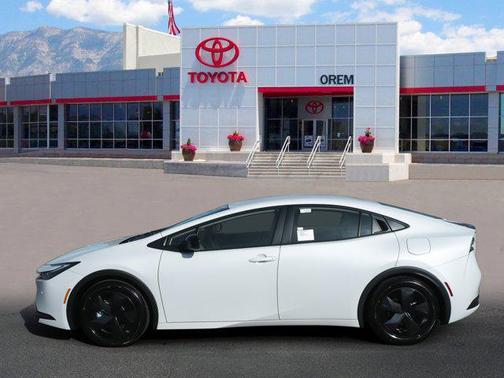 2026 Toyota Prius Plug-In Hybrid SE