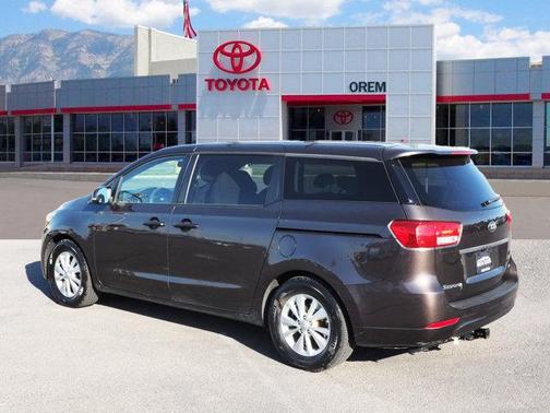 2017 Kia Sedona LX