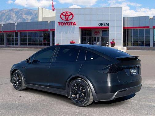 2022 Tesla Model X Plaid Tri Motor All-Wheel Drive