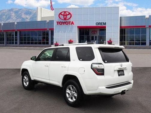 2022 Toyota 4Runner SR5