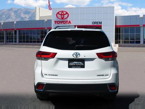 2017 Toyota Highlander Limited