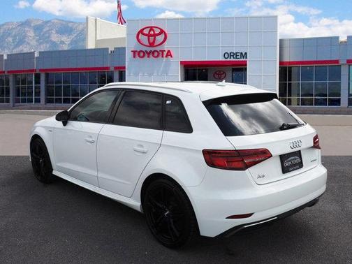 2017 Audi A3 e-tron 1.4T Premium