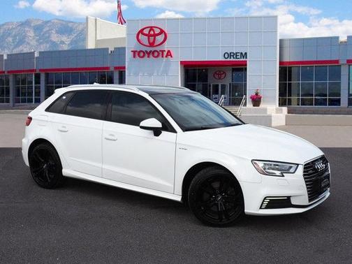 2017 Audi A3 e-tron 1.4T Premium