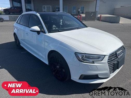2017 Audi A3 e-tron 1.4T Premium