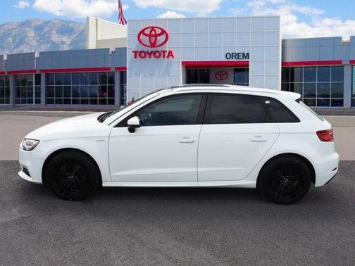 2017 Audi A3 e-tron 1.4T Premium