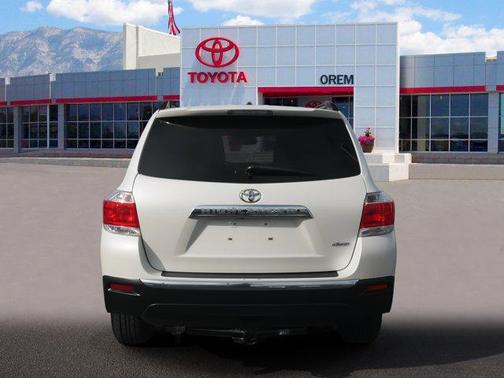 2012 Toyota Highlander SE