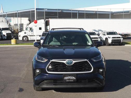 2021 Toyota Highlander Hybrid XLE
