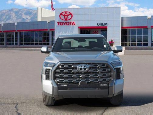 2026 Toyota Tundra Hybrid Platinum