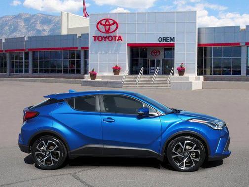 2021 Toyota C-HR XLE