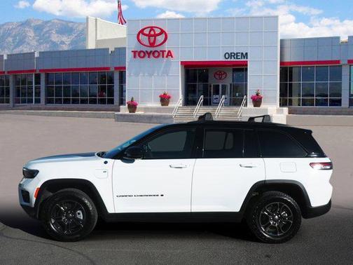 2024 Jeep Grand Cherokee 4xe Trailhawk