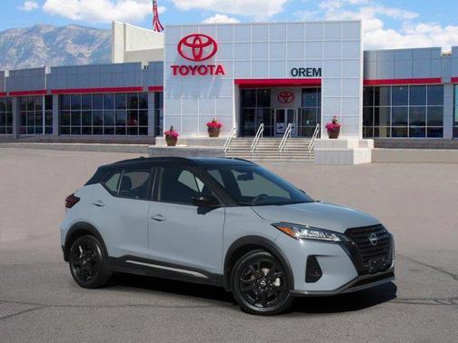 2023 Nissan Kicks SR