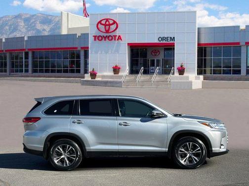 2019 Toyota Highlander LE
