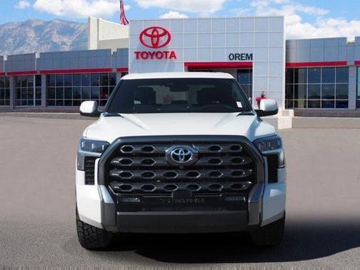 2024 Toyota Tundra Hybrid Platinum