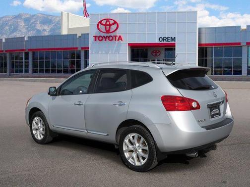 2012 Nissan Rogue SV w/SL Pkg