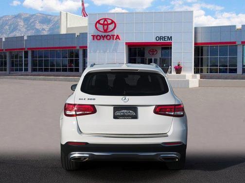 2016 Mercedes-Benz GLC 300 Base