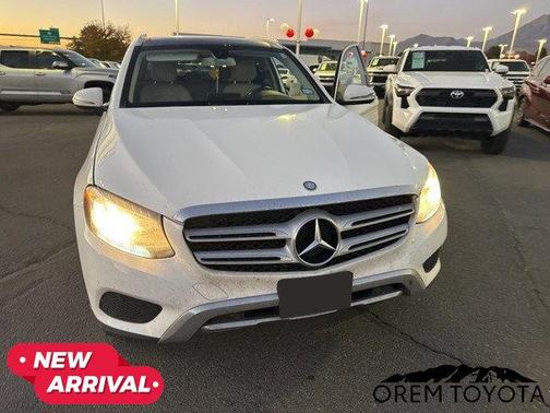 2016 Mercedes-Benz GLC 300 Base