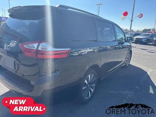 2018 Toyota Sienna XLE