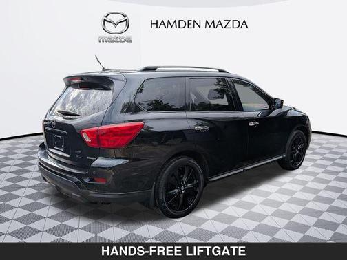 2018 Nissan Pathfinder SL