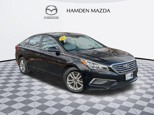 2017 Hyundai SONATA SE