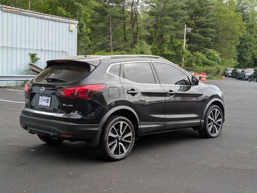 2018 Nissan Rogue Sport SL
