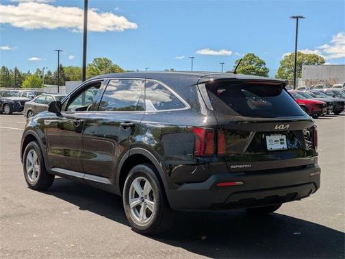 2023 Kia Sorento LX