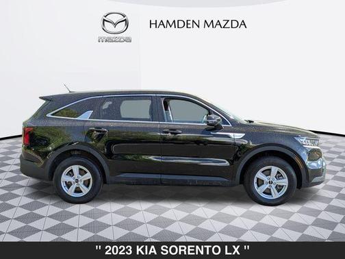 2023 Kia Sorento LX