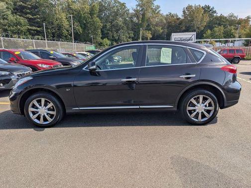 2017 INFINITI QX50 Base