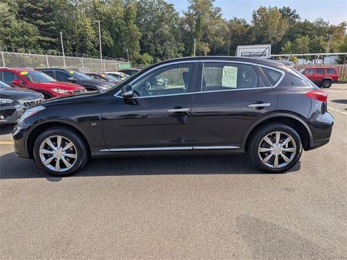 2017 INFINITI QX50 Base