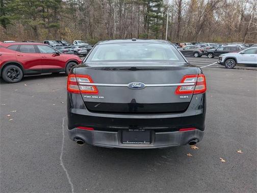 2013 Ford Taurus SEL