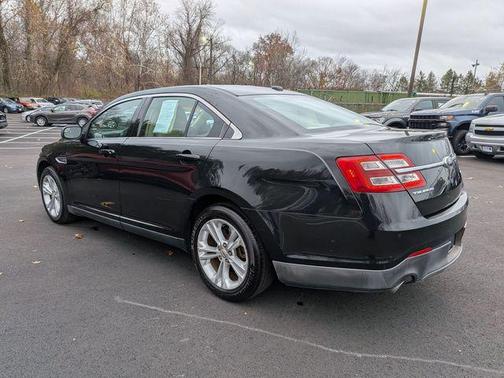 2013 Ford Taurus SEL