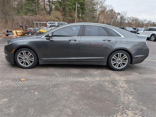 2016 Lincoln MKZ Base