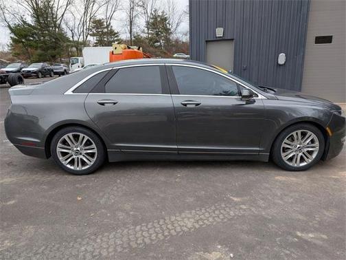 2016 Lincoln MKZ Base