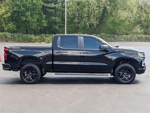 2022 Chevrolet Silverado 1500 Custom Trail Boss