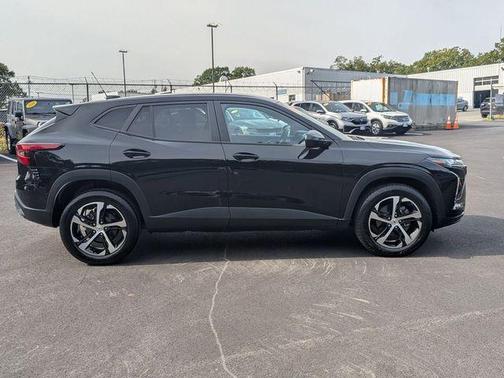 2024 Chevrolet Trax FWD 1RS