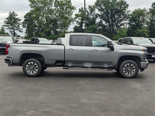 2025 Chevrolet Silverado 3500 LT