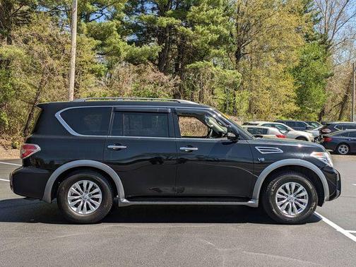 2017 Nissan Armada SV