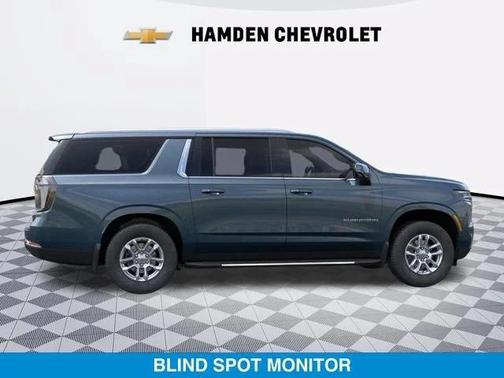 Lakeshore Blue Metallic 2026 Chevrolet Suburban LT