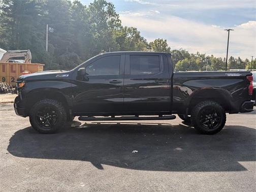 2022 Chevrolet Silverado 1500 Custom Trail Boss
