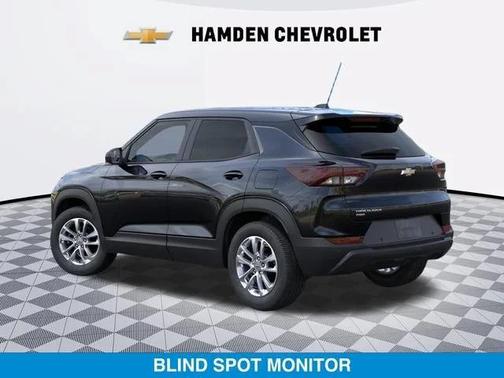 Mosaic Black Metallic 2026 Chevrolet Trailblazer LS