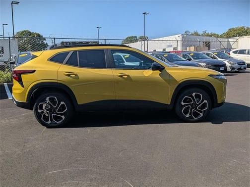 2025 Chevrolet Trax FWD 2RS