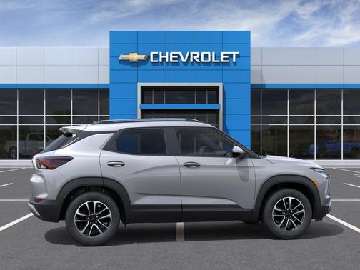 Sterling Gray Metallic 2026 Chevrolet Trailblazer LT