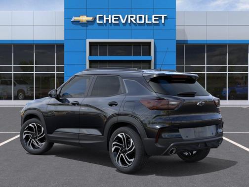 Mosaic Black Metallic 2026 Chevrolet Trailblazer RS