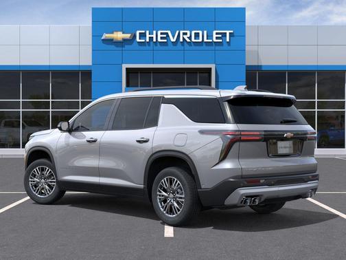 Sterling Gray Metallic 2027 Chevrolet Traverse LT