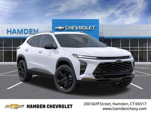 Summit White 2026 Chevrolet Trax FWD ACTIV