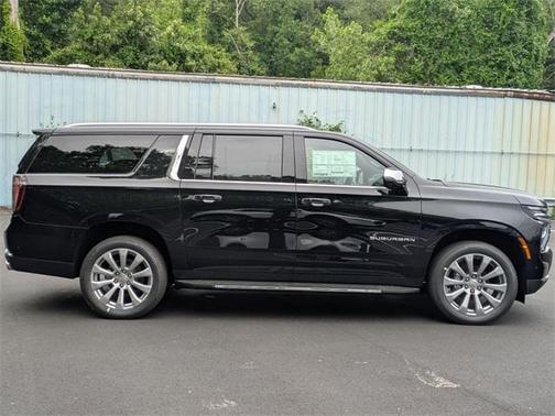 2025 Chevrolet Suburban Premier