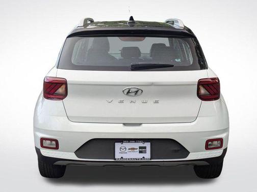 2022 Hyundai VENUE Limited