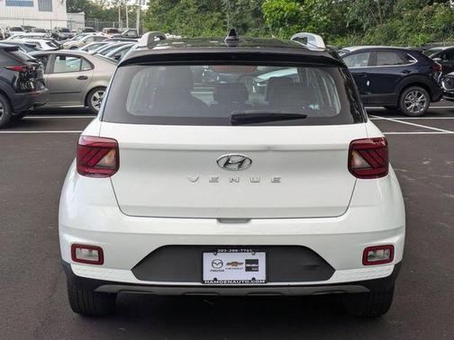2022 Hyundai VENUE Limited