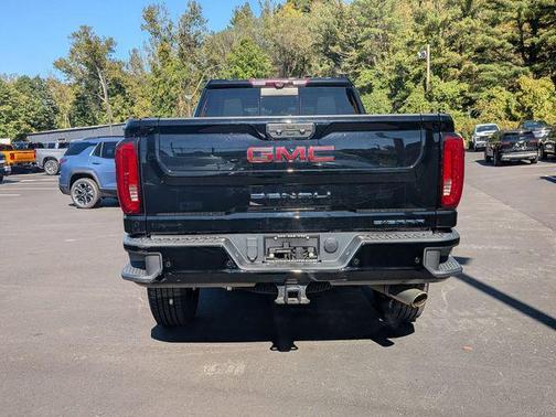 2022 GMC Sierra 2500 Denali